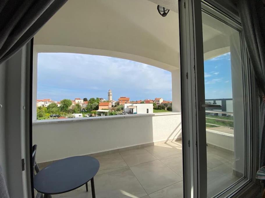 Apartment Laurus Premantura Bagian luar foto